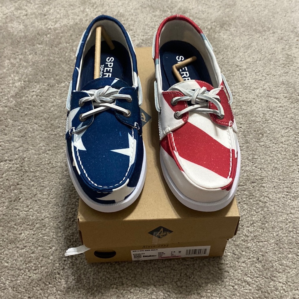 NIB Sperrys shoes women’s patriotic